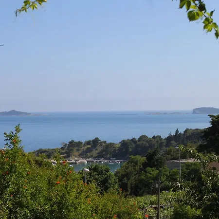 Apartamento With A Parking Space Mlini, Dubrovnik - 9043 Mlini